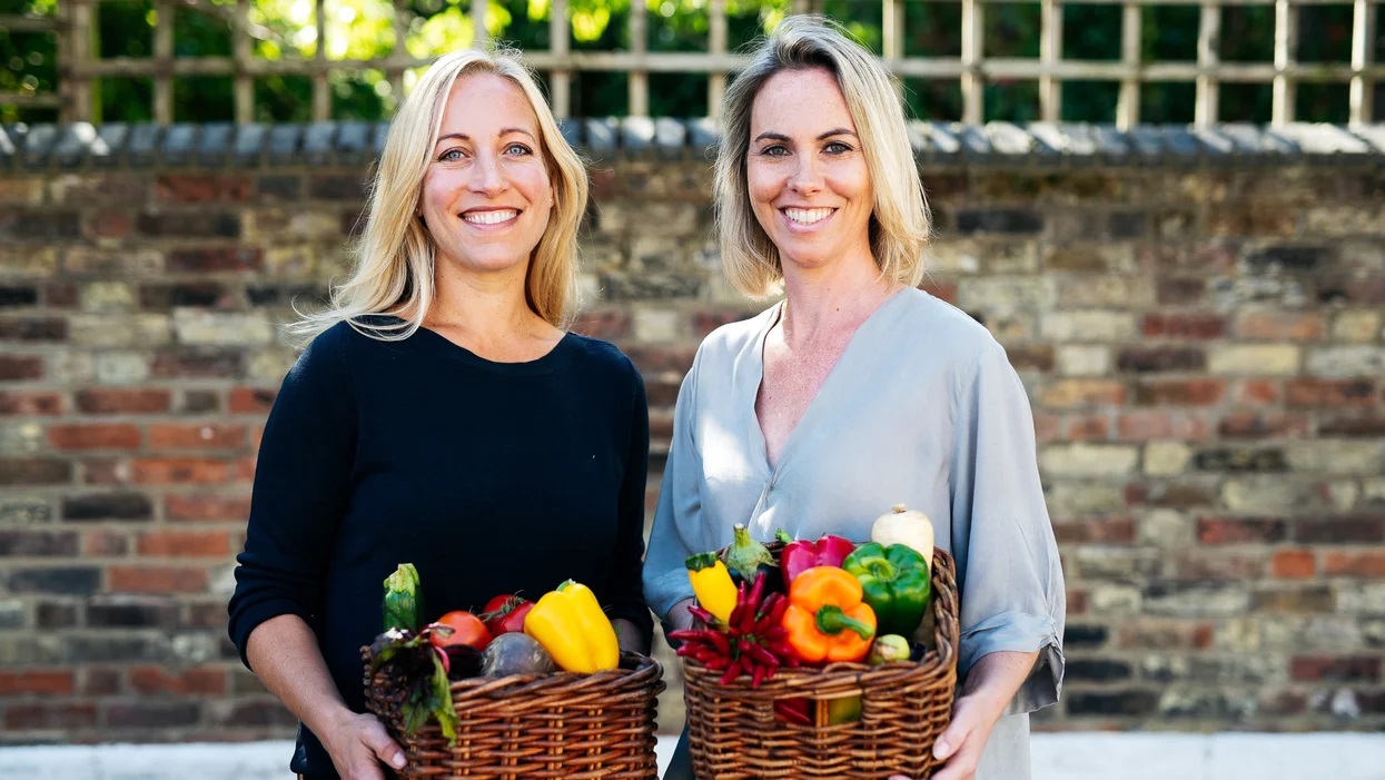 Saasha Celestial-One y Tessa Clarke son cofundadoras de Olio, la aplicación de intercambio de alimentos